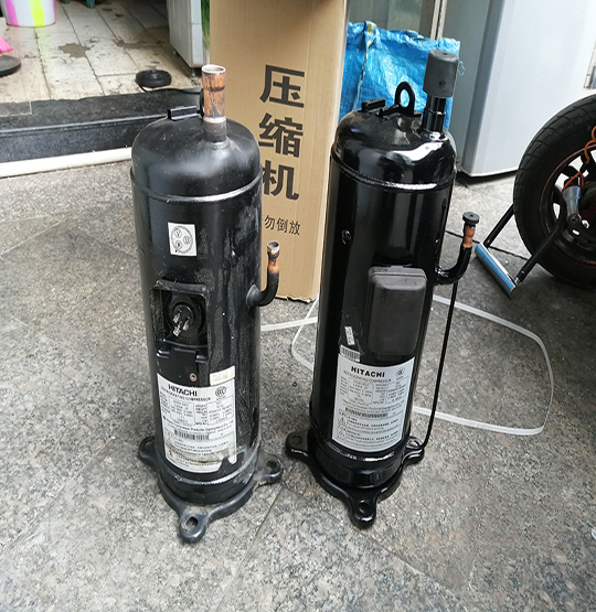 察隅中央空调压缩机的更换维修